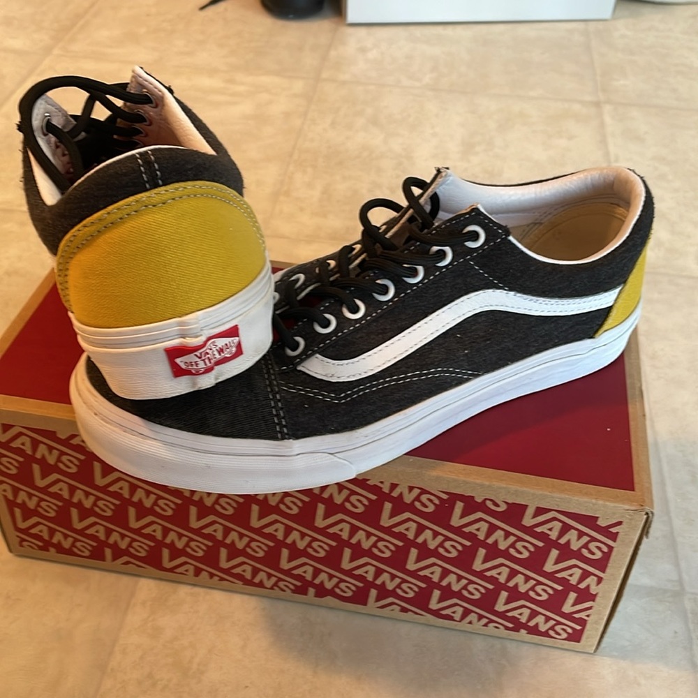 Vans Coastal shoes men’s size 10